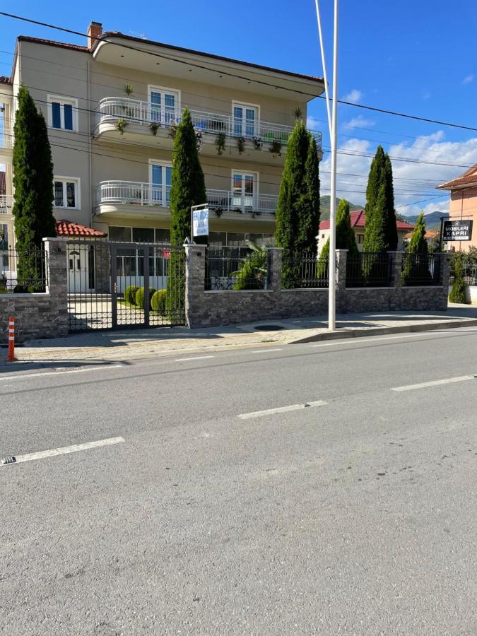 Rent Rooms Kapri Pogradec Exterior photo