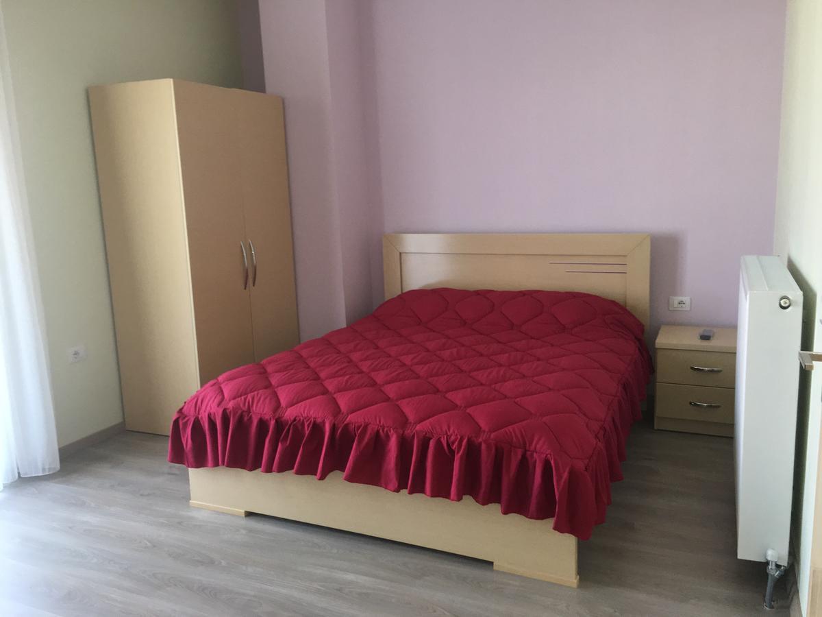 Rent Rooms Kapri Pogradec Exterior photo