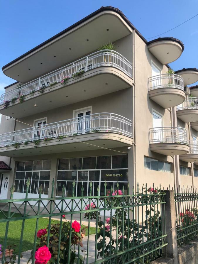 Rent Rooms Kapri Pogradec Exterior photo